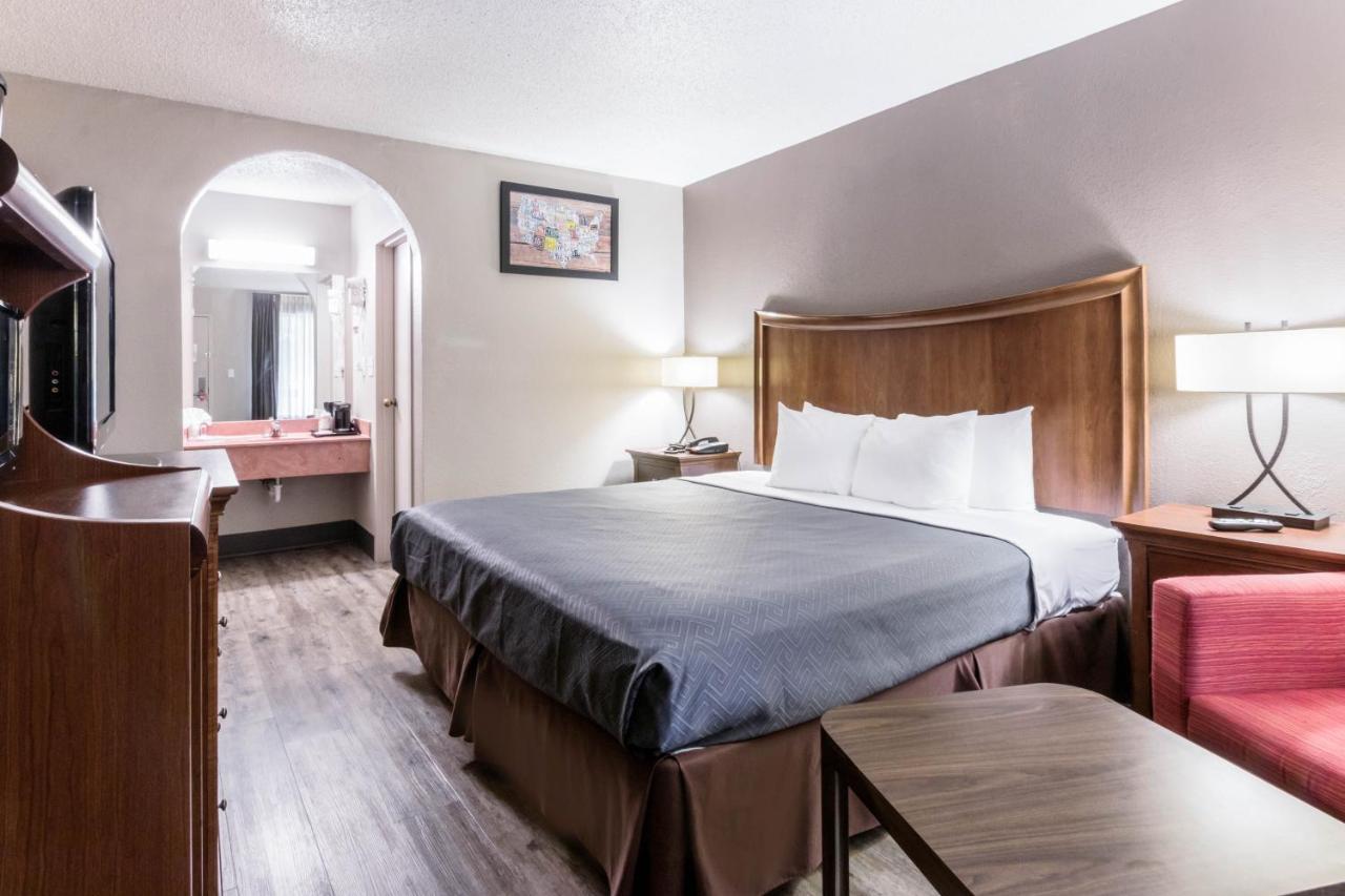 Econo Lodge Gainesville Extérieur photo